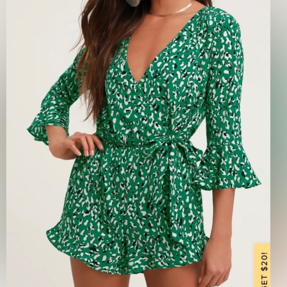 NWT Lulu’s leopard print romper